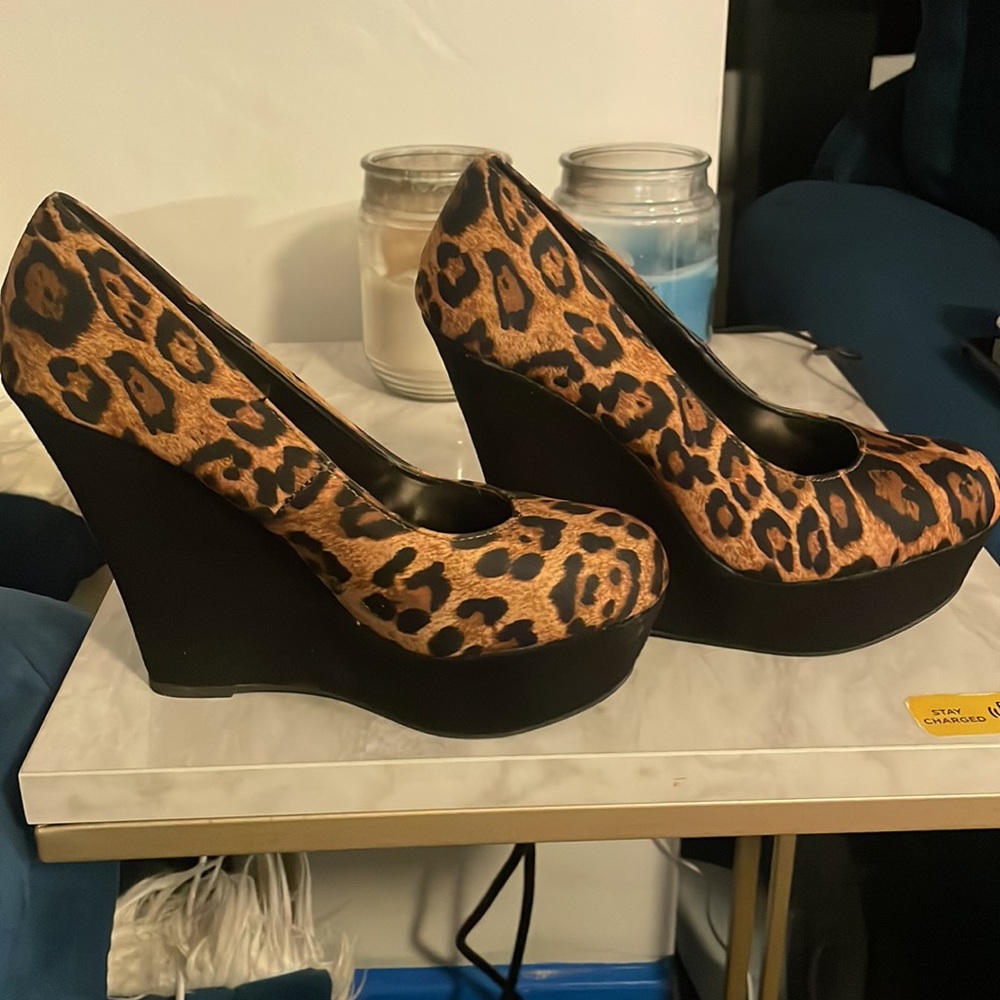 Leopard Print Platform Heels - image 3